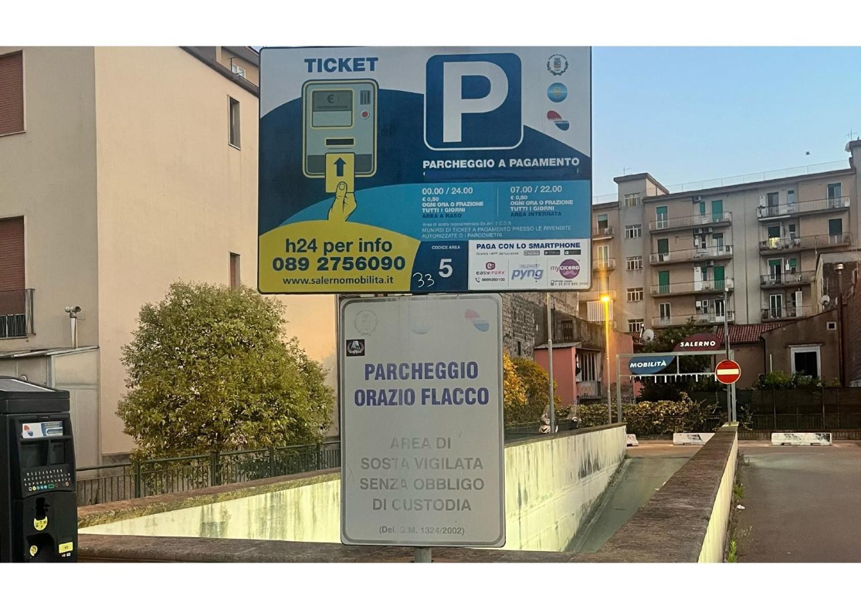 Casa In Piazza * Salerno